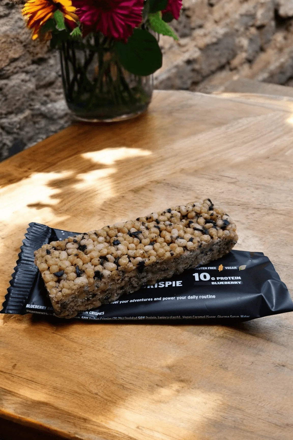 Handmade vegan protein bar with Blueberry crunch 5g creatine - 10 Pack Gluten-free, plant-based snack crafted in a family-run UK bakery. Only 1.29 per bar - RRP 2.50